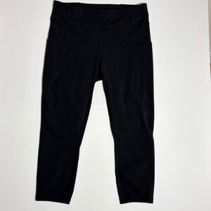 Lululemon Black Cropped Leggings Size 12 Athletic Yoga Pants
